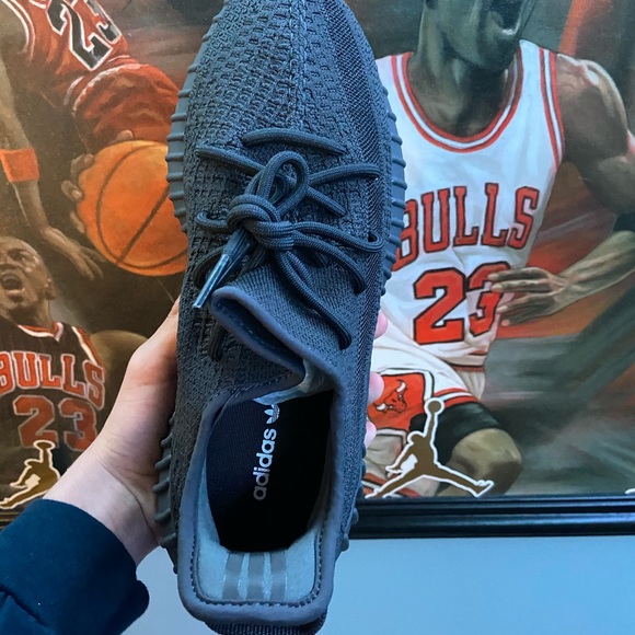 Yeezy Boost 350 V2 Cinder